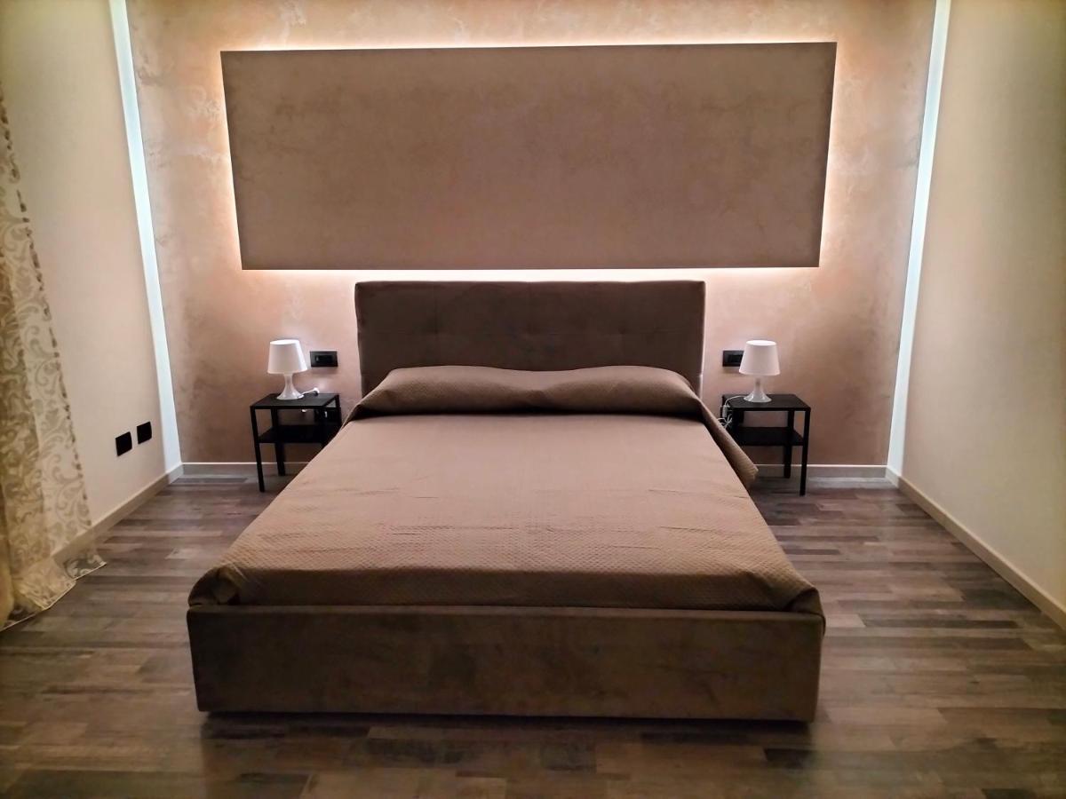 Santiago Rooms Caltagirone Buitenkant foto